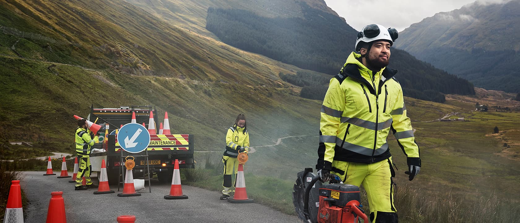 highvis_1_scotland_1680x720